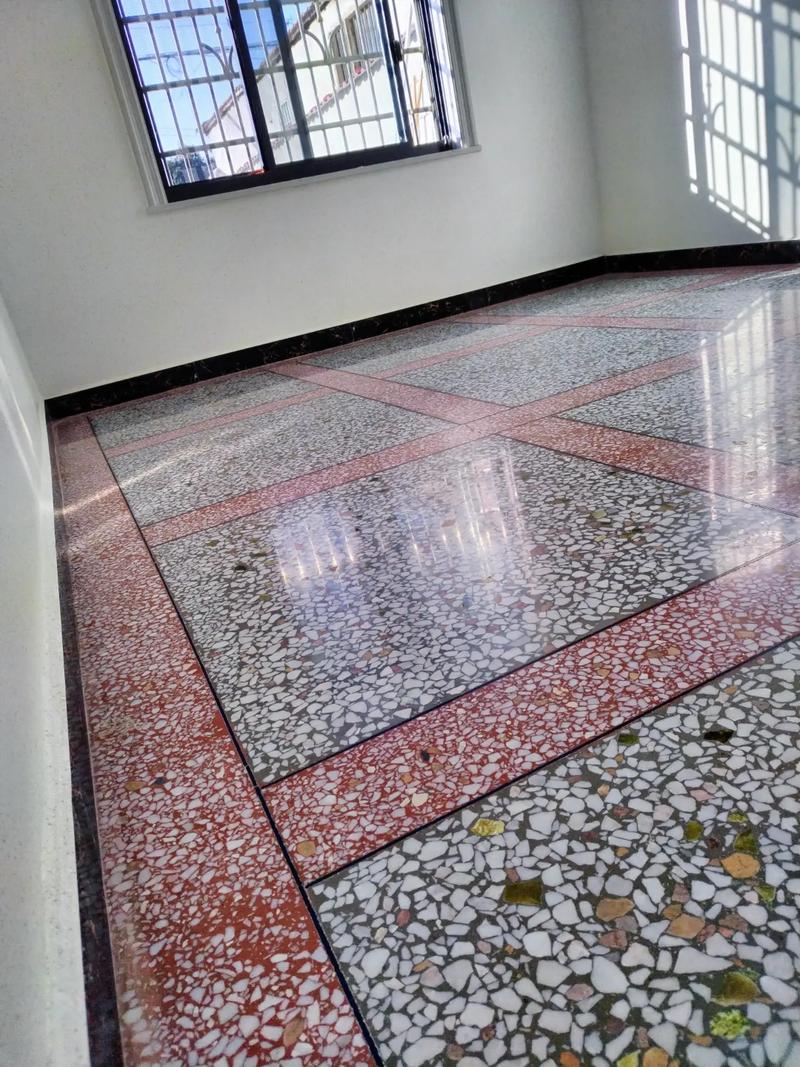 水磨石固化拋光工程再度啟航——集莊社區(qū)地坪施工紀(jì)實(shí)